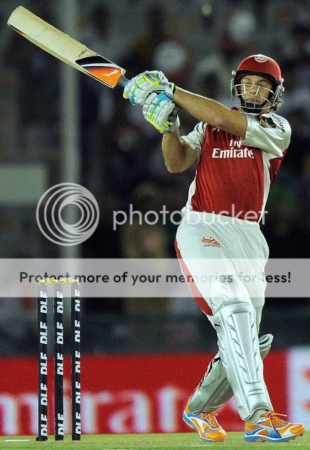 Top%2010%20Players%20with%20Most%20Sixes%20in%20an%20Inning%20in%20IPL%204_zps26ww7s0q.jpg