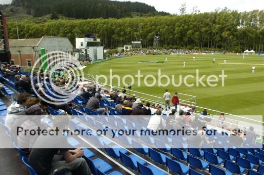 the_university_oval_pictured_during_the_test_betwe_4135426894_zps7ee2548d.jpg