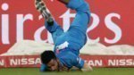 Hardik Pandya pulled off a stunning catch to dismiss Sharjeel Khan.jpg