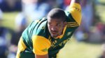 Vernon-Philander-of-South-Africa-bowls-31.jpg