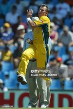 australias-fast-bowler-brett-lee-goes-for-a-pitch-15-february-2003-during-the-cricket-world.jpg