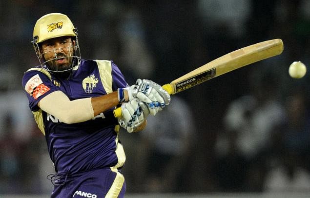 yusuf-pathan-powers-kkr-to-2nd-position-1401777177.jpg