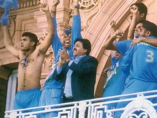 saurav-ganguly-with-his-shirt-off-at-lords.jpg