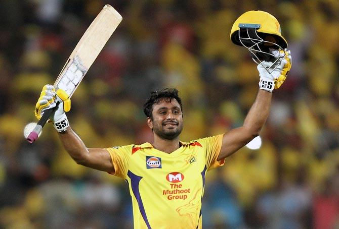 13rayudu-century2.jpg