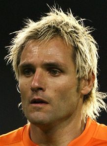 FootballValenciaCanizaresPofile_558306.jpg