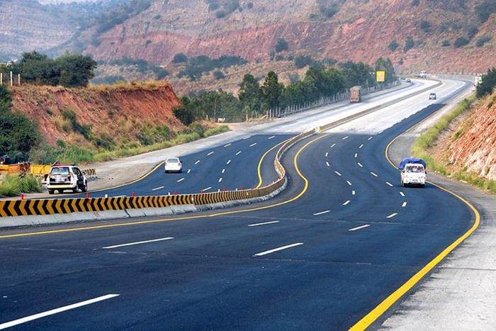 motorway_near_kalar_kahar_wpprh.jpg