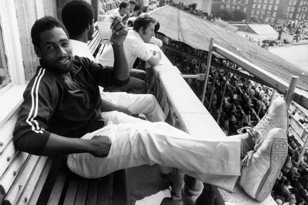 13th%20August%201976:%20%20Cricketer%20Viv%20Richards%20relaxes%20with%20a%20cold%20drink%20on%20the%20balcony%20at%20the%20Oval%20after%20his%20innings%20of%20291for%20the%20West%20Indies