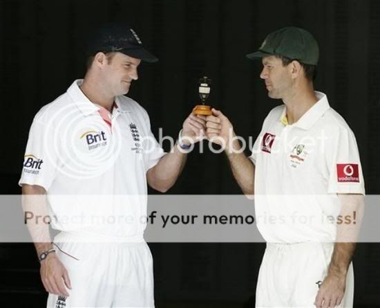 ashes-with-strauss-ponting3_jx4Jd_17022.jpg
